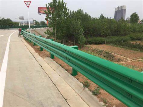 寧波波形護護欄怎么分類？